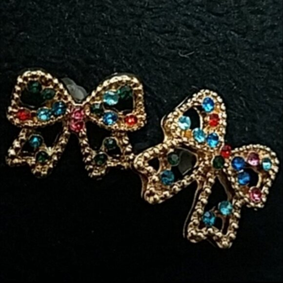 Rhinestone Bow Earrings - Picture 2 of 3